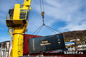 На Камчатке моряки завершили сложнейшую операцию по доставке грузов на север. Фото 1