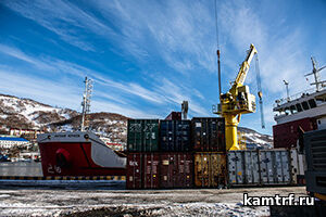 На Камчатке моряки завершили сложнейшую операцию по доставке грузов на север. Фото 2