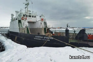 Отремонтированный паром «Капитан Драбкин» готовится к выходу на переправу. Фото 1